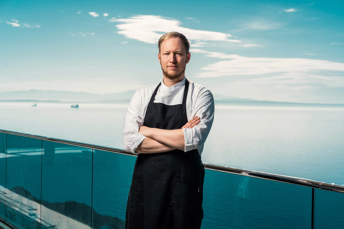 Deni Srdoč_Nebo Deni_Srdoč_Nebo