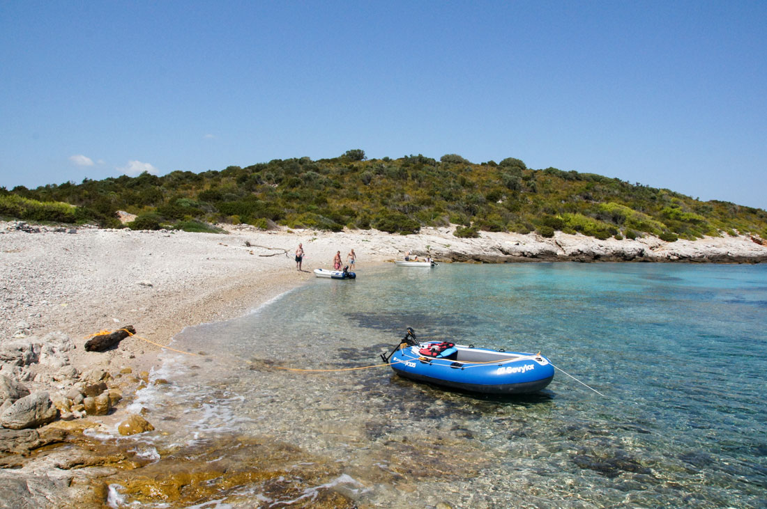 skrivene-plaze-vis-budihovac skrivene-plaze-vis-budihovac