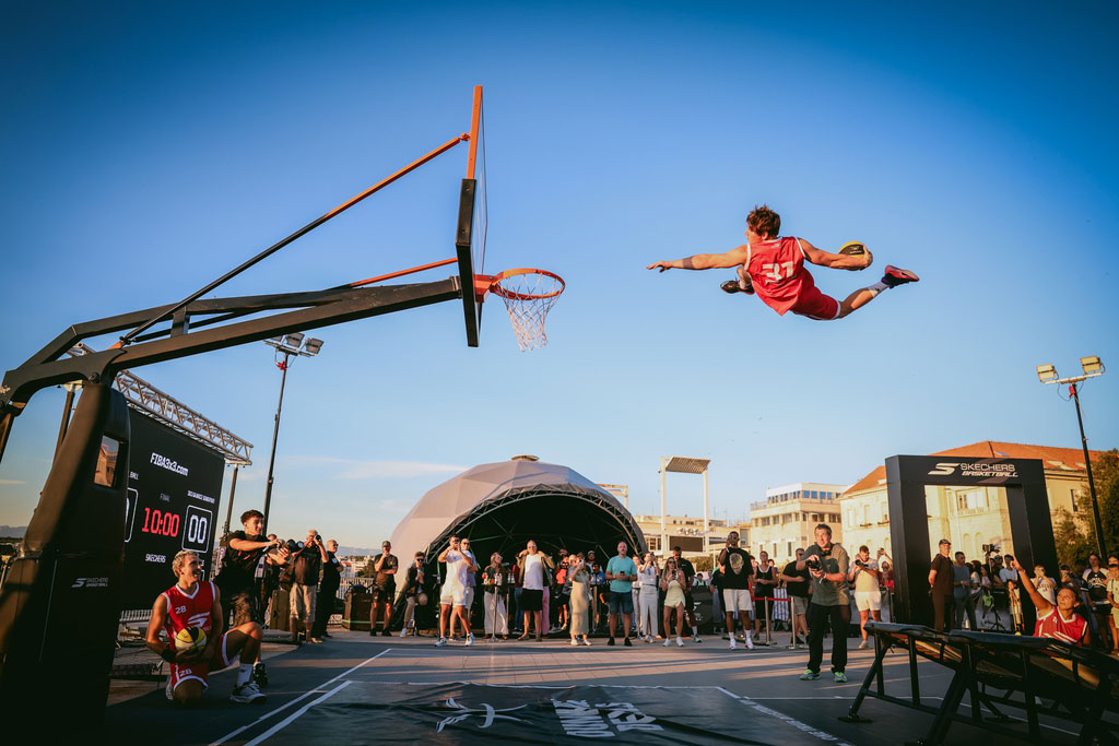 nba-zvijezde-Dunking-Devils_1