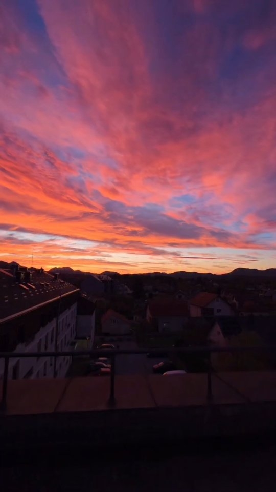 Home, sweet home i današnji zalazak 😍
Samsung S25 Ultra 💪