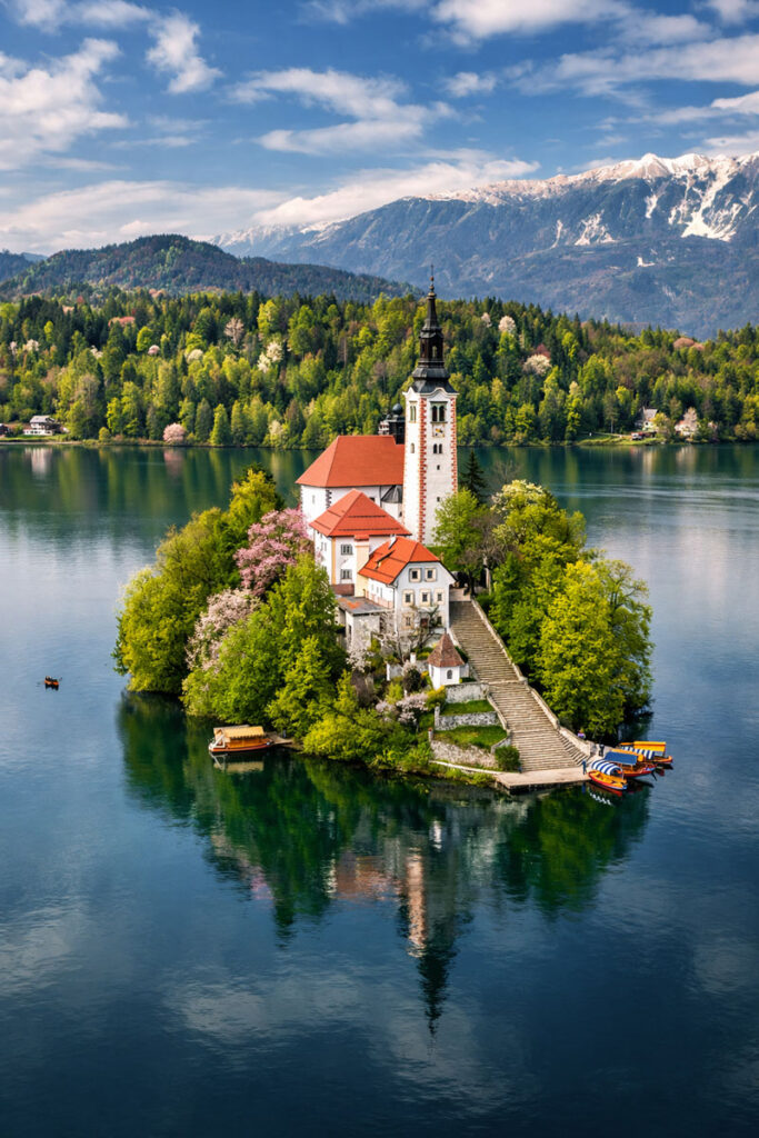 proljetni-izlet-u-Sloveniji-jezero-bled