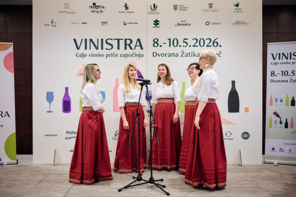 2026-vinistra-Dodjela-medalja-32.-Ocjenjivanja-vina-i-JAP-i-17.-Svijeta-Malvazija6_foto_Antonio-Paljuh