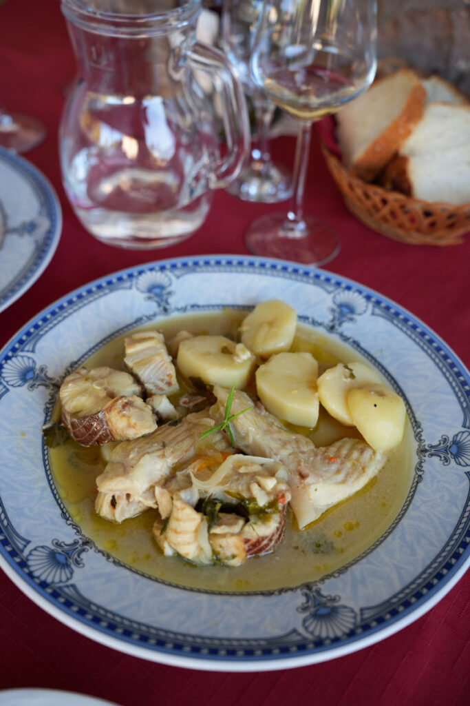 gušti poja komiža