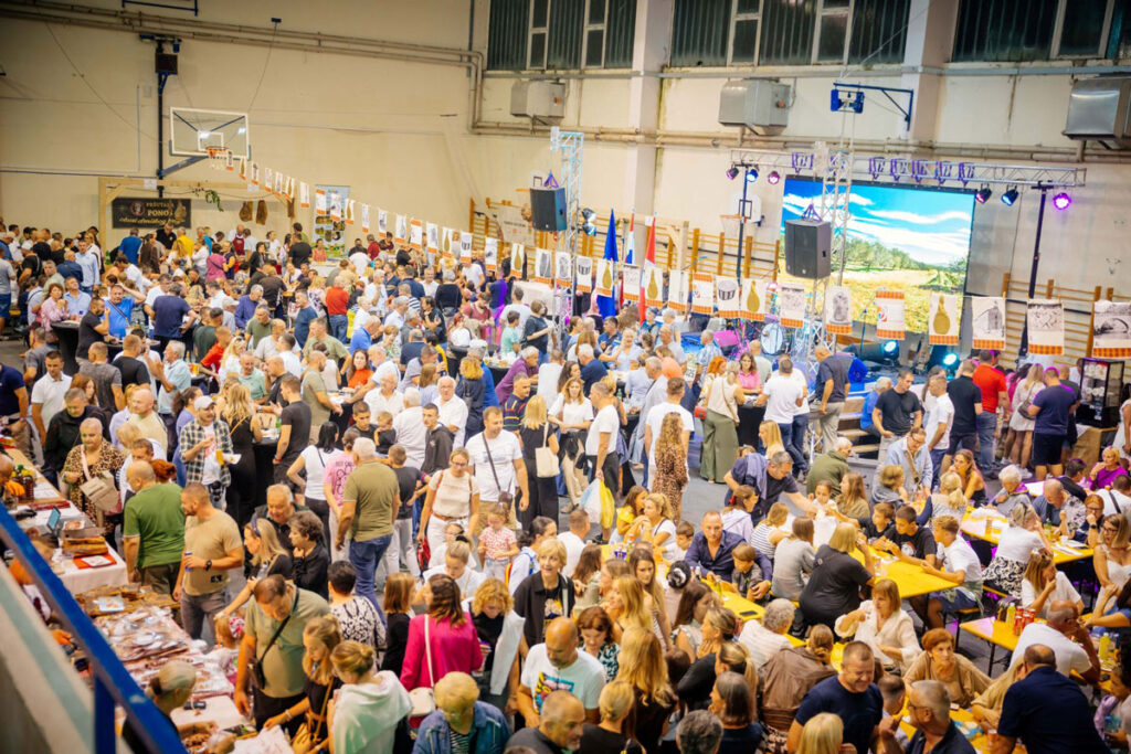festival prsuta drnis dvorana