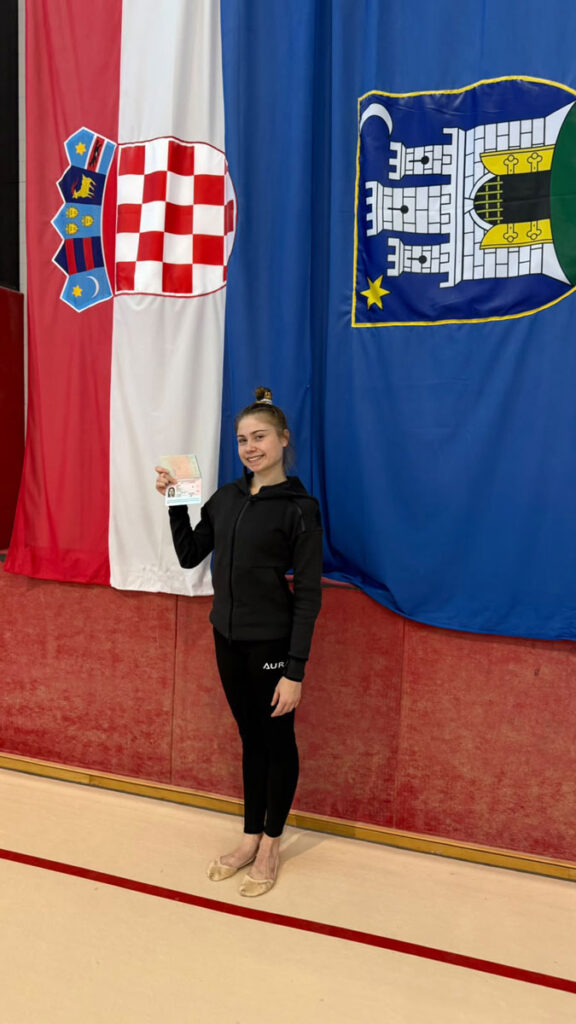 Anna Pikaliuk na treningu ritmičke gimnastike u GK Aura