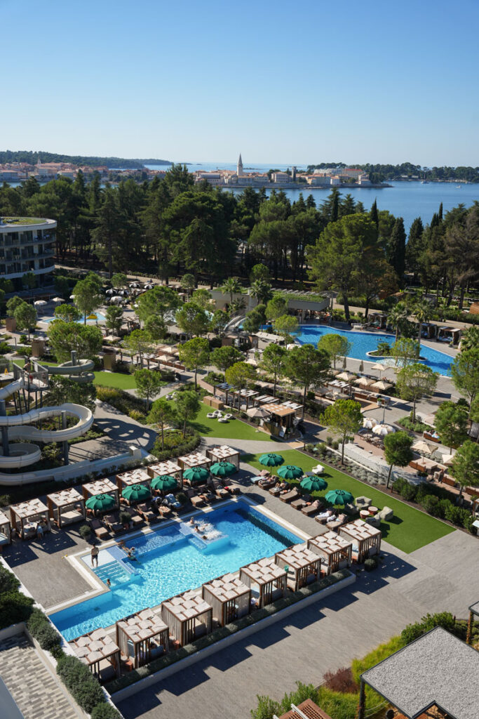 pical resort valamar pogled s rooftop bara